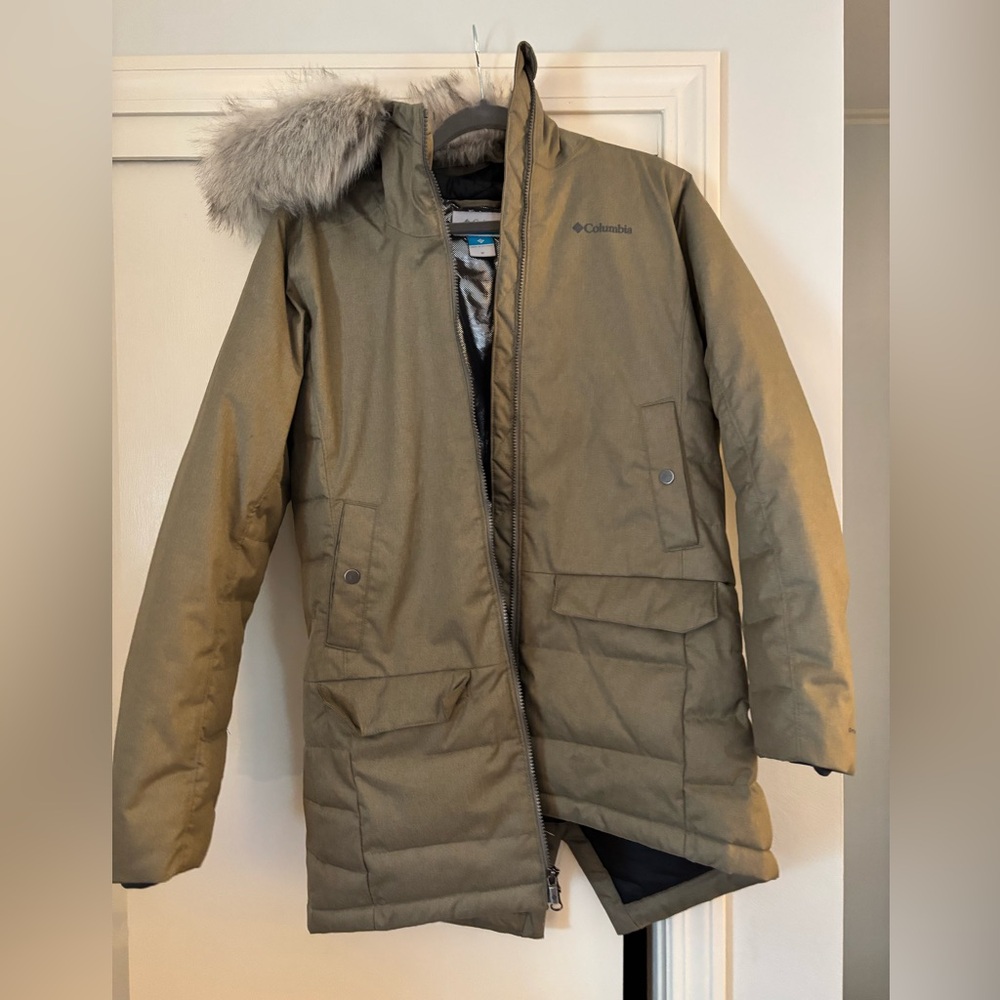 Columbia Winter Jacket. Size M.